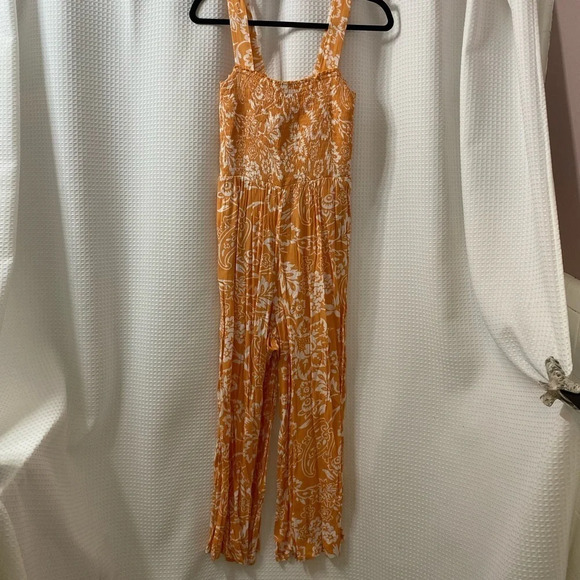 NWT LOFT Garden Smocked Strappy Jumpsuit - Picture 9 of 10